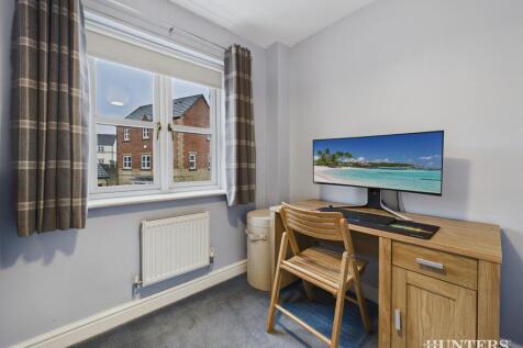 CAM03792G0-PR0350-STILL010 (1).jpg