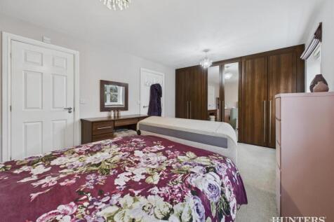 CAM03792G0-PR0350-STILL014 (1).jpg