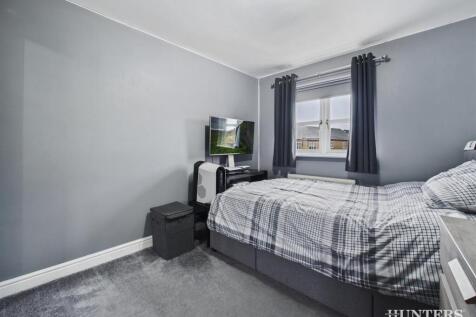 CAM03792G0-PR0350-STILL017 (1).jpg