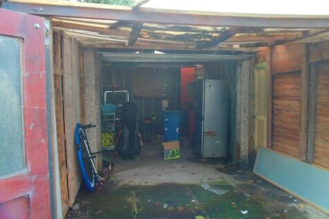 Garage-Outbuilding