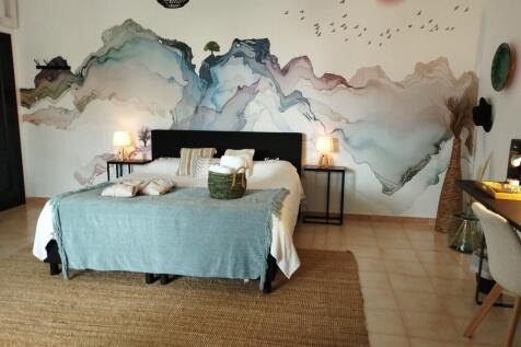 Private suite lounge