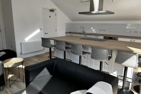 Open plan living (2).JPEG