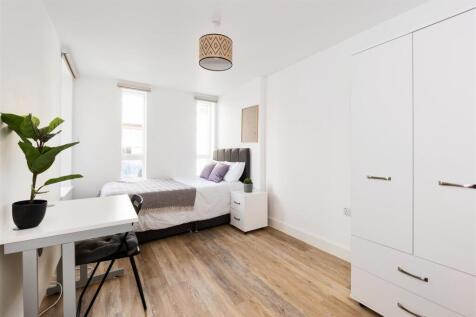 85 Hampton Lane-11.jpg