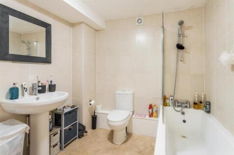 28-29 Western Road internal photos-11.jpg