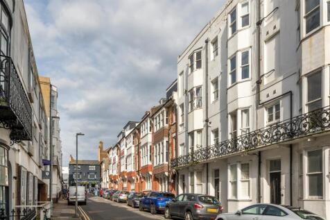 10 Burlington Street4.jpg