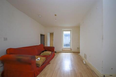 nicholas james lounge 1.jpg