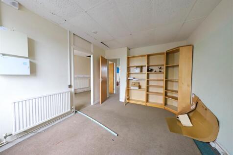 nicholas james high st room 5.jpg