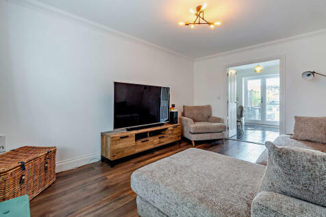 8662282-interior0...