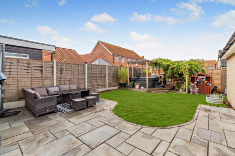 8662282-exterior0...