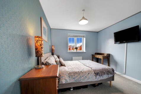 73 Ribbans Park R...