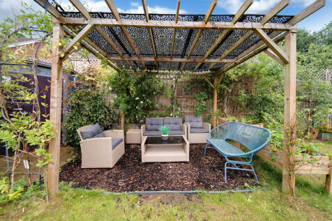 73 Ribbans Park R...