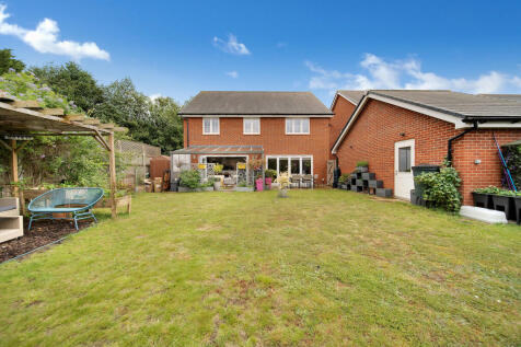 73 Ribbans Park R...