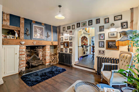 8598428-interior0...