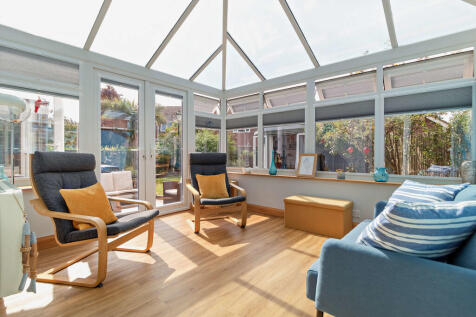 8616731-interior0...