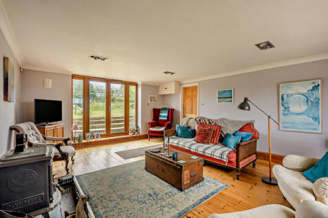 8642411-interior1...