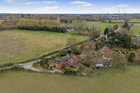 8642411-exterior2...