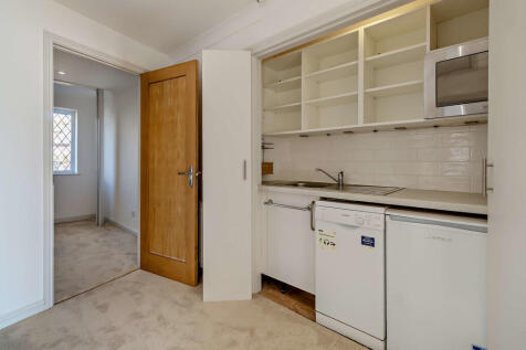 8664256-interior3...