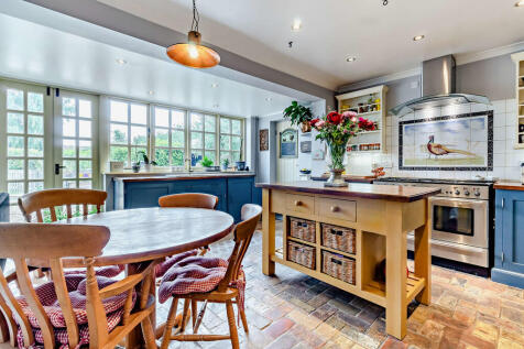 8648440-interior0...