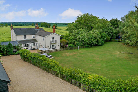 8648440-exterior2...