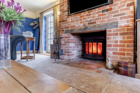 8648440-interior1...