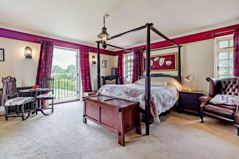 8648440-interior3...