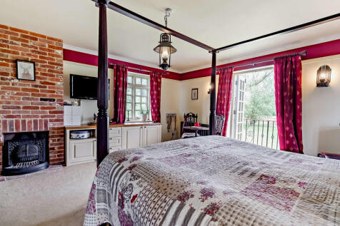 8648440-interior3...