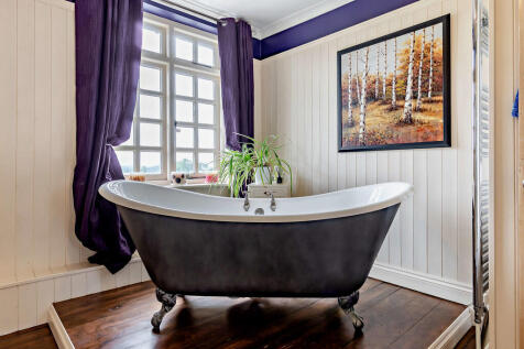 8648440-interior3...