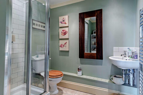 8648440-interior2...