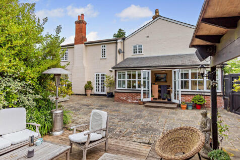 8648440-exterior0...