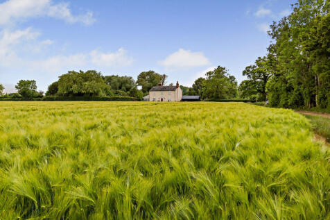 8648440-exterior2...