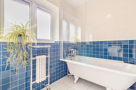 8567748-interior0...