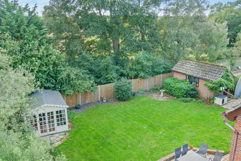 8567748-exterior0...