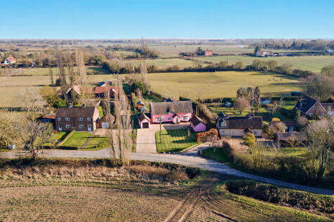 8638610-exterior2...