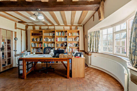 8638610-interior0...