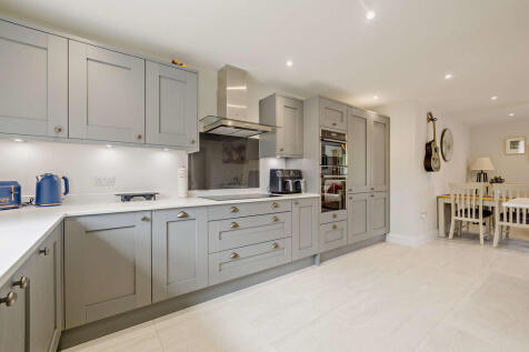 8654798-interior0...