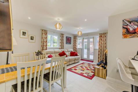 8654798-interior1...