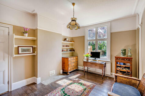 8647466-interior3...