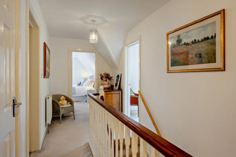 8643242-interior0...