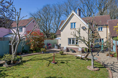 8643242-exterior0...