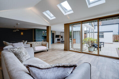 102 Woodbridge Ro...