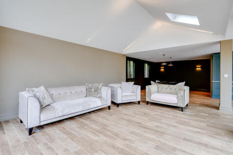 102 Woodbridge Ro...