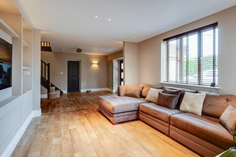 102 Woodbridge Ro...