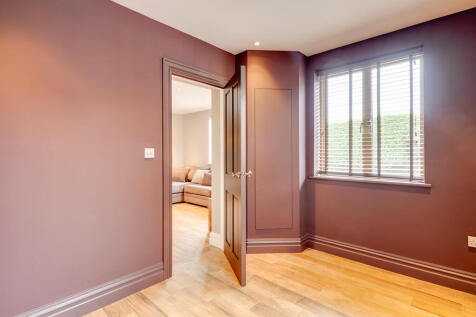 102 Woodbridge Ro...