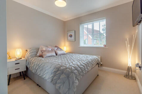 8659646-interior1...