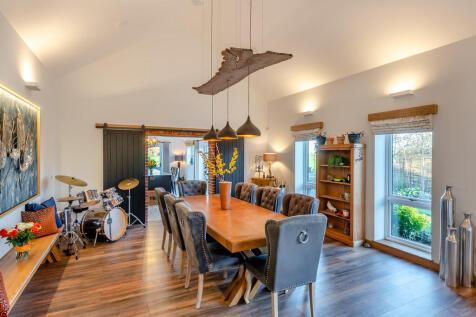 8629517-interior0...