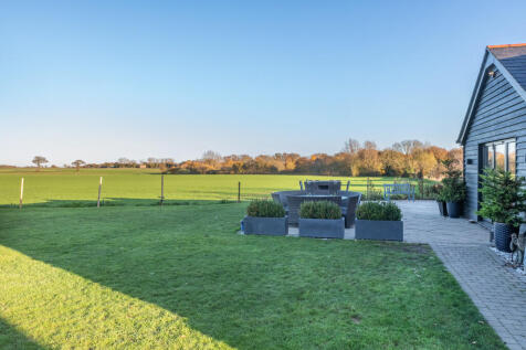 8629517-exterior1...