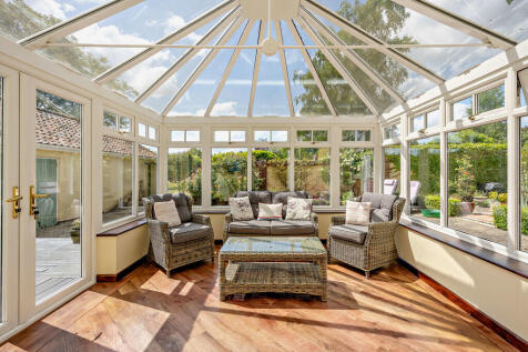 8647829-interior0...