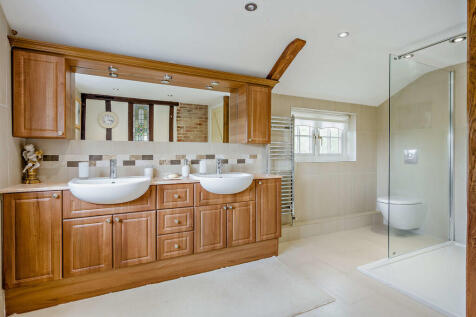 8647829-interior1...