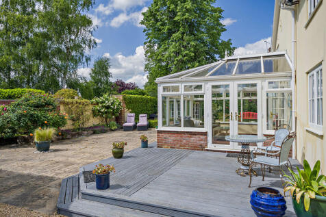 8647829-exterior0...