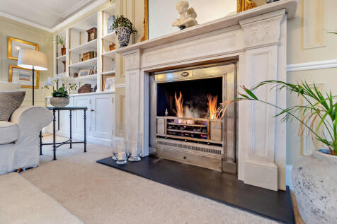 8632598-interior2...